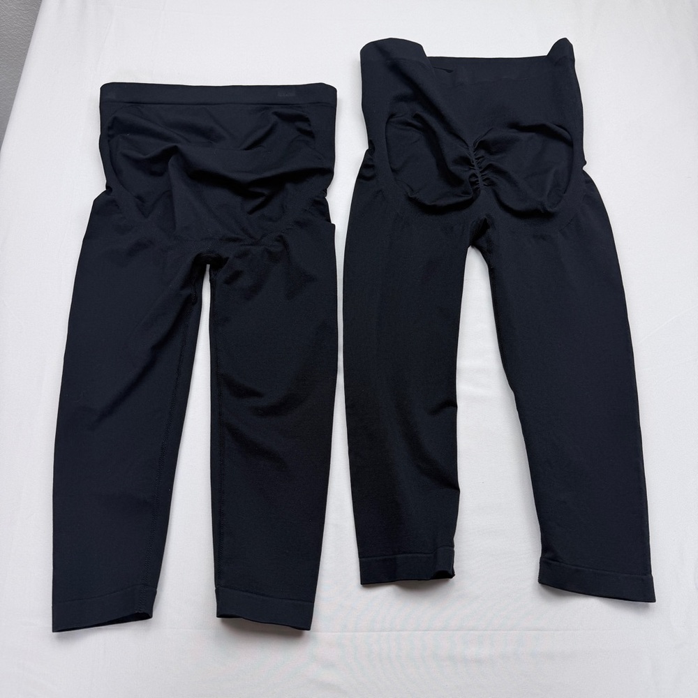 Women's Maternity Black Capri Leggings - Tummy support  (2 pair)
